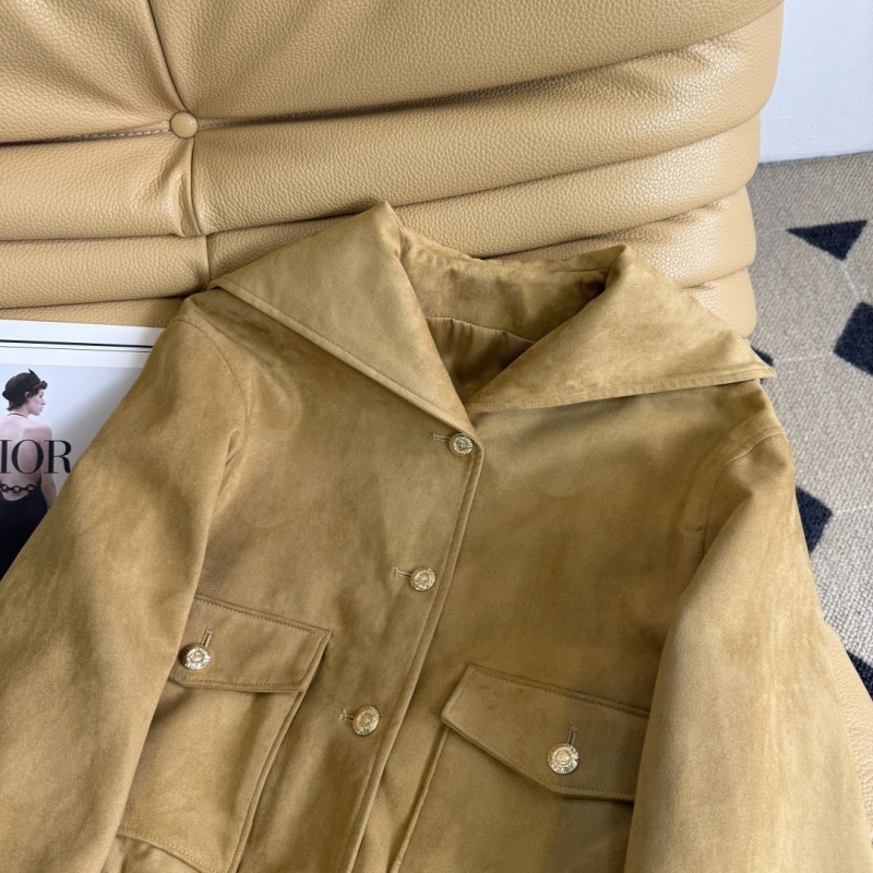 Ch**el outwear